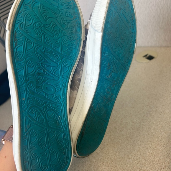 Blowfish women’s sneakers pull on - Picture 5 of 5